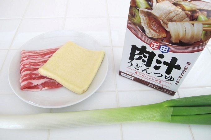 正田醤油 肉汁うどんつゆ 材料